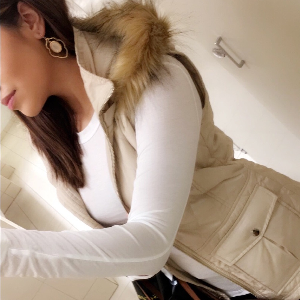 Fur vest